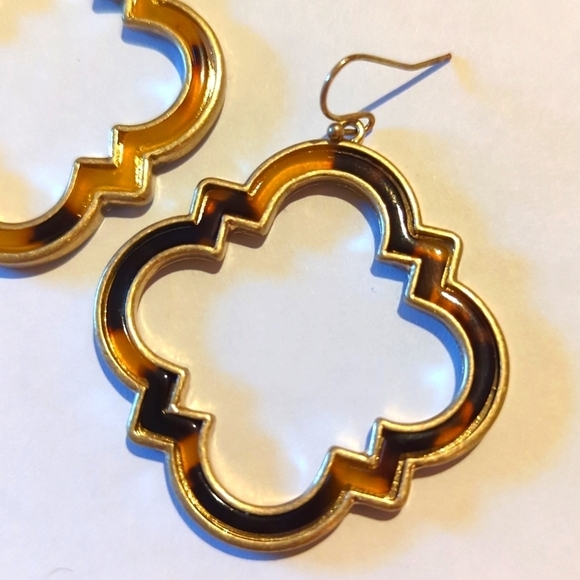 2 Pairs Statement Earrings Dangle Womens Tortoise Leopard Gold Trendy - Picture 3 of 7